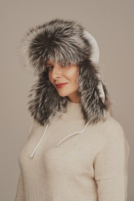 Women's silver fox fur trapper hat