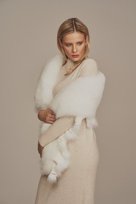 Fox fur shawl collar
