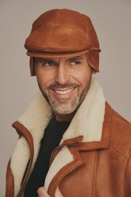 Men's sheepskin hat