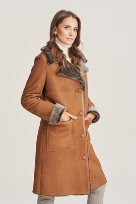 Women's sheepskin coat