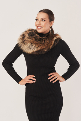 Raccoon fur collar